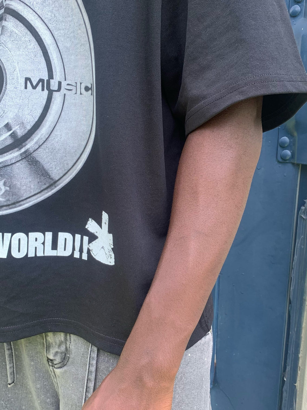 MUSIC SAVES BLACK BOXY TEE